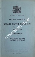 Book cover of Railway Accident - Report on the Collision which occurred on 3rd June 1960 at Waterloo in the Southern Region British Railways by Ministry of Transport